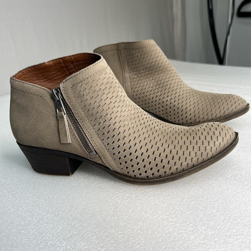 Lucky Brand Taupe Suede Brielley Ankle Boot Bootie Womens sz 8.5